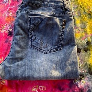 Kardashian Kollection the Kim Jeans size12